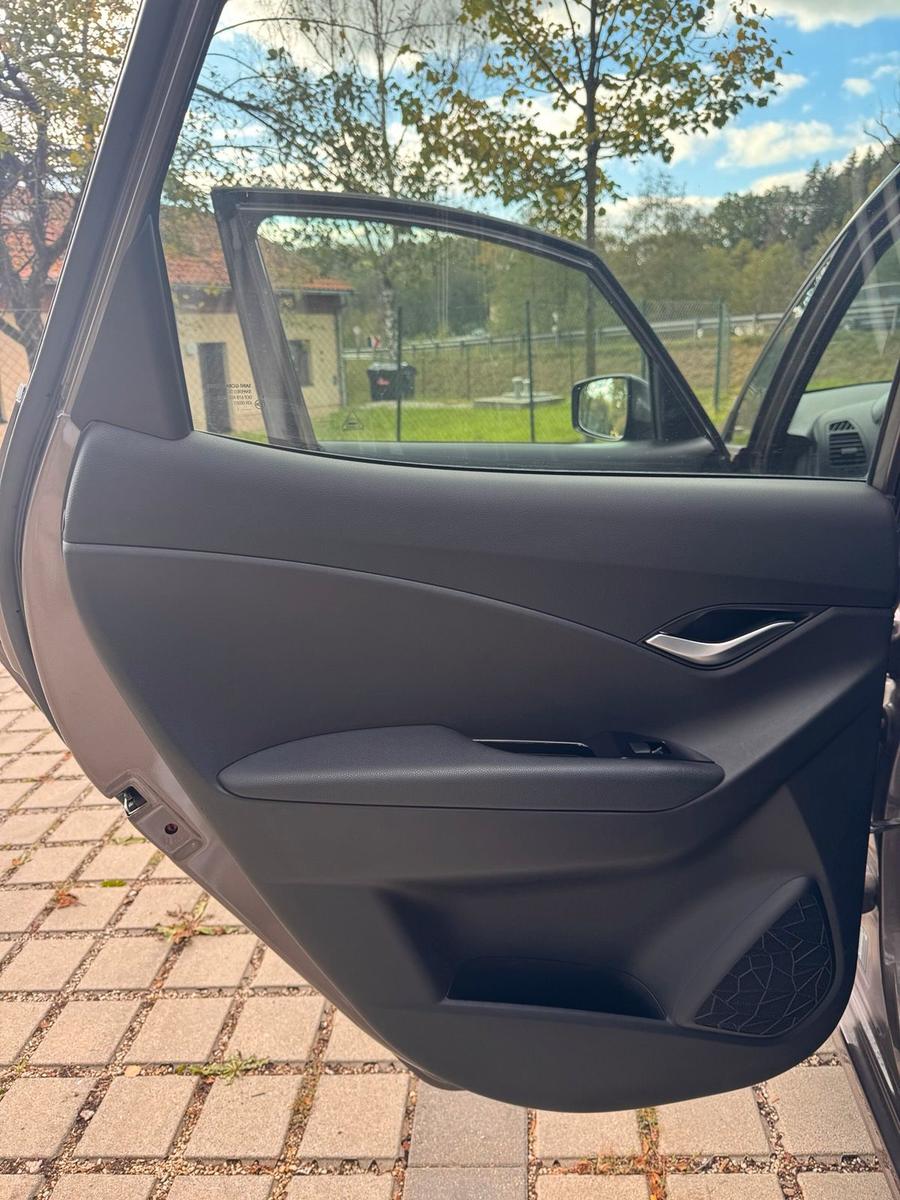 Hyundai ix20 2011 — photo 11
