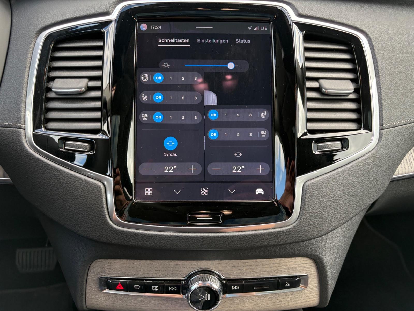Volvo XC90 B5 ULTIMATE BRIGHT AWD -LUFT-AHK-7SITZER-