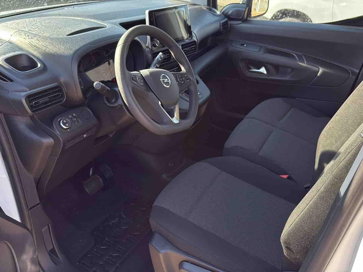 Fahrzeugabbildung Opel Combo-e Cargo Edition