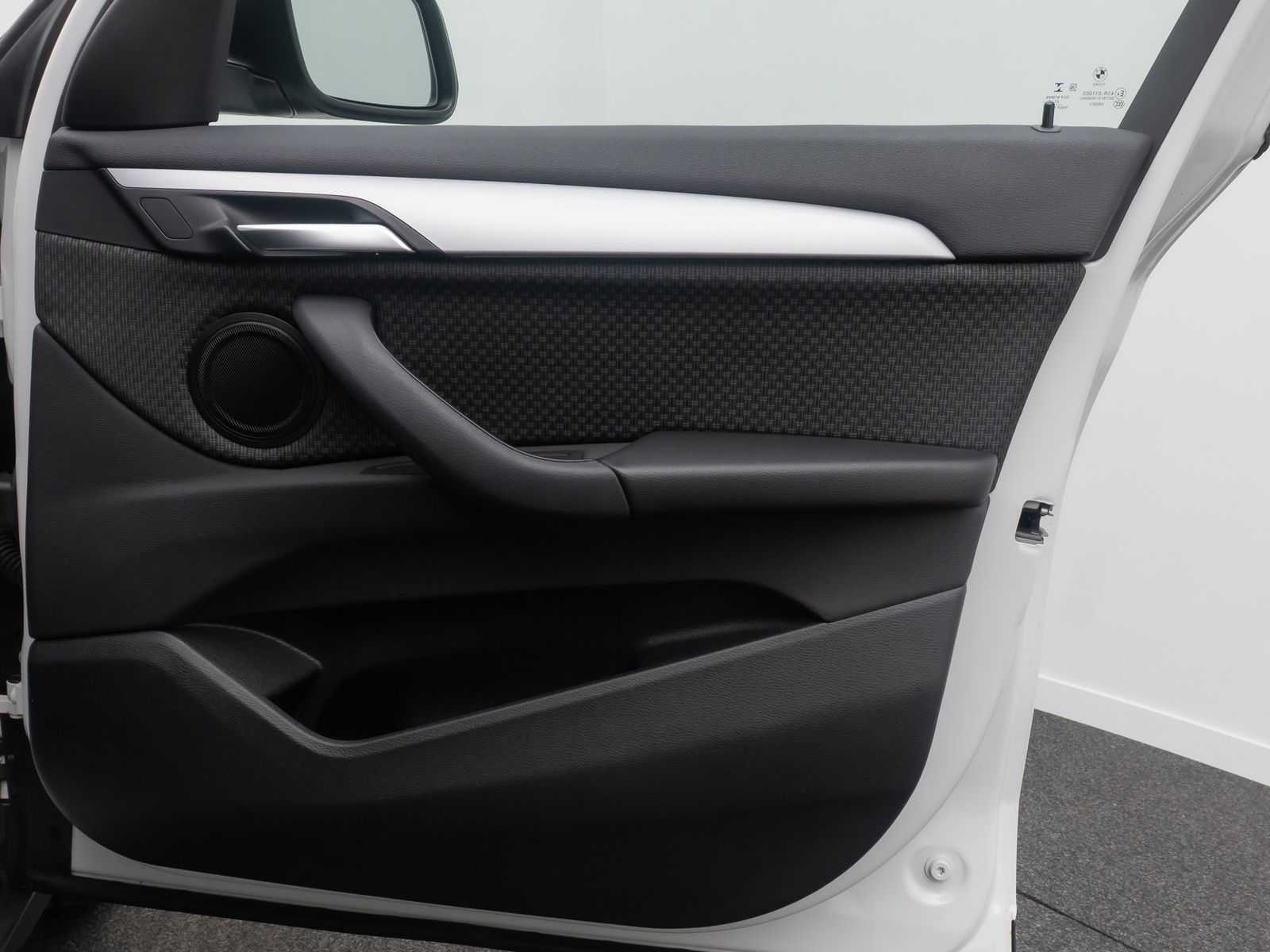 Fahrzeugabbildung BMW X1 xD25e Stop&Go Alarm DAB Kamera HiFi Lenkradhz