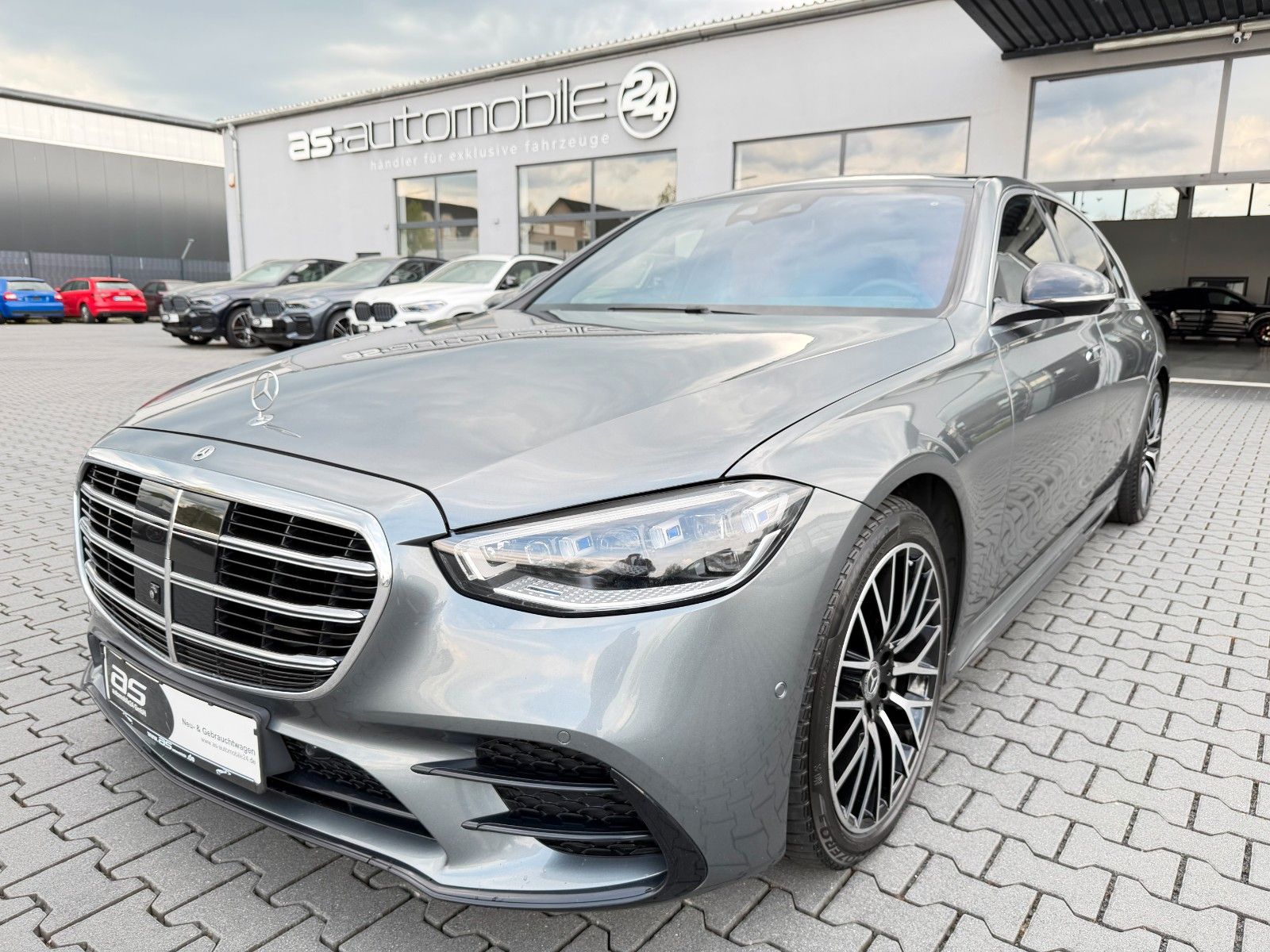 MERCEDES-BENZ S580*4M*LANG*EXCLUSIVE*3xTV*360°HUD*3D-BURMESTER