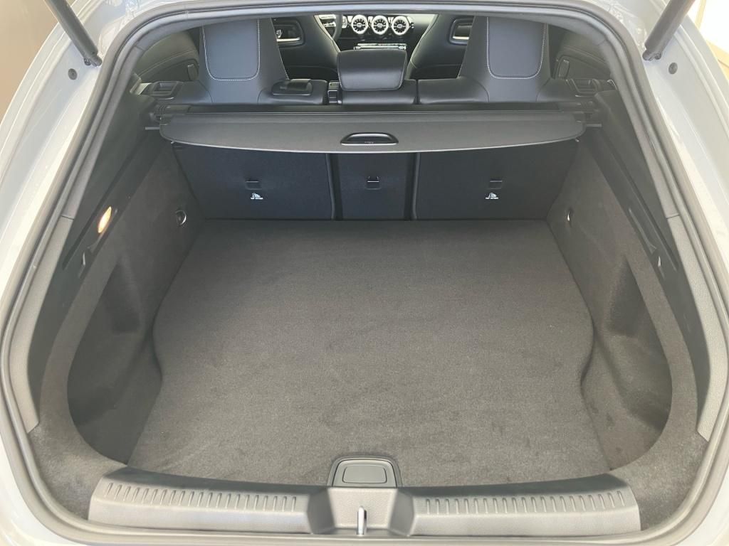 Fahrzeugabbildung Mercedes-Benz CLA 250e SB ++SPECIAL-EDITION+AHK+PANO+DIGITAL++