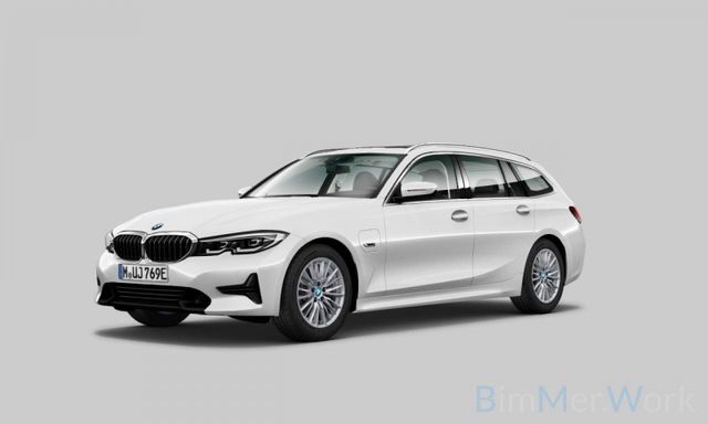 BMW 320e xD Sport Line Panorama Kamera HiFi Komfort