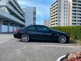 BMW 320d Coupé - - BMW 320 aus 2009: Coupe, 320d