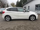 BMW 220 Active Tourer Advantage LED/SHZ/Autom./Sport - weiße BMW 220 Active Tourer