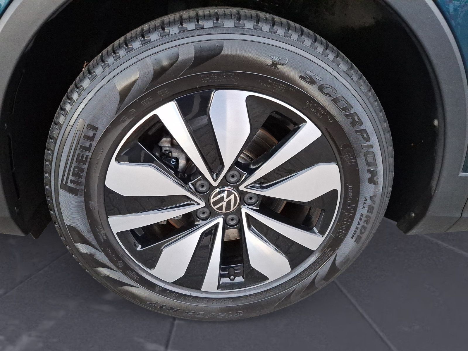 Volkswagen Tiguan - Bild 11