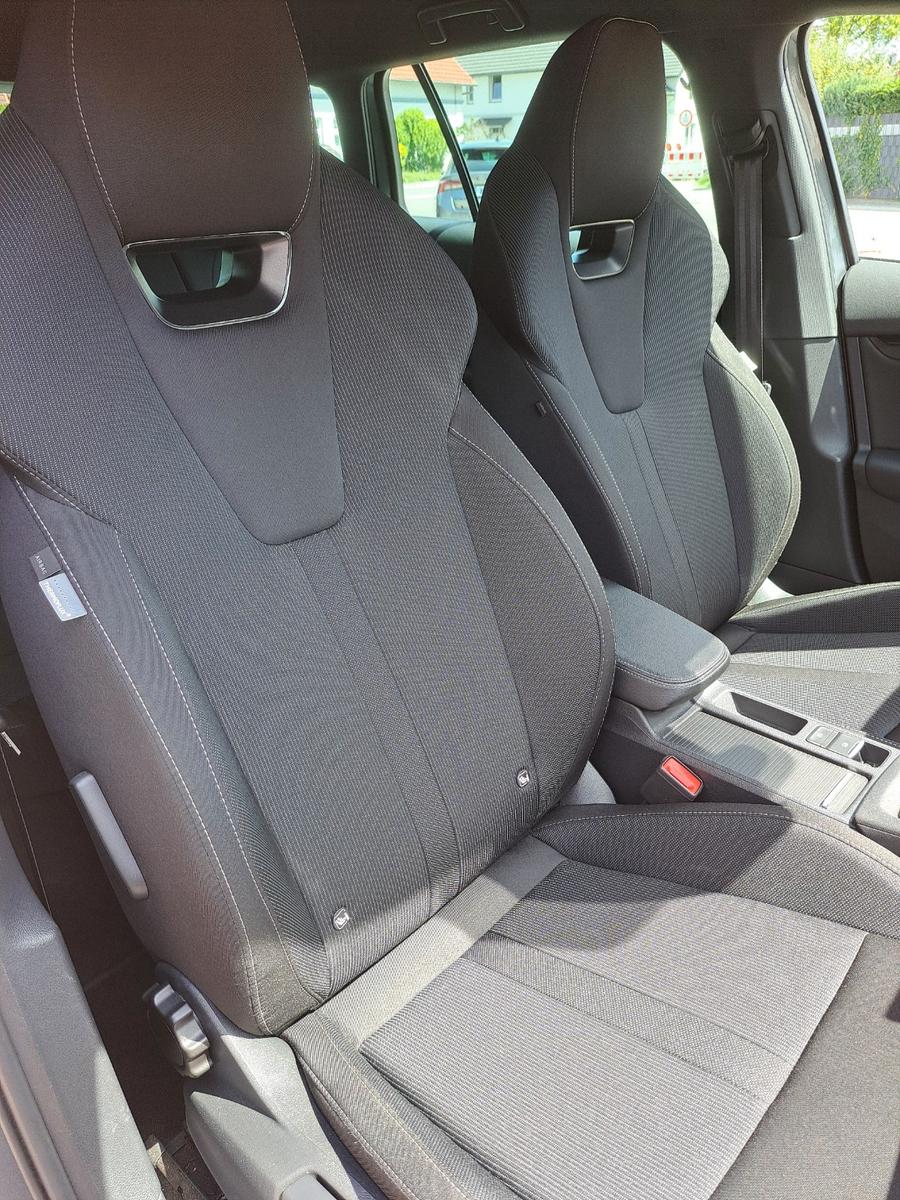Skoda Octavia Combi Sportline 2.0 TDI DSG-LED-Navi-AHK