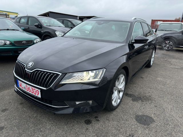 Skoda Superb Combi Style *1.Hand*EURO6*Keyless-Go*NAVI