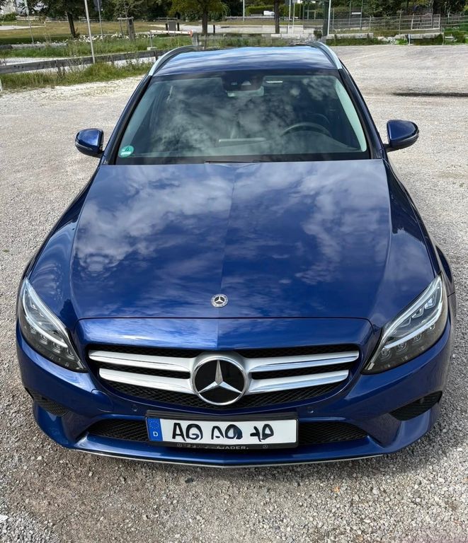 Image of Mercedes-Benz C 220
