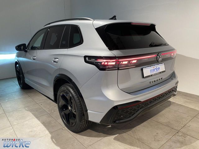 Tiguan 2.0 TDI DSG R-Line NAVI KLIMA LED PANO