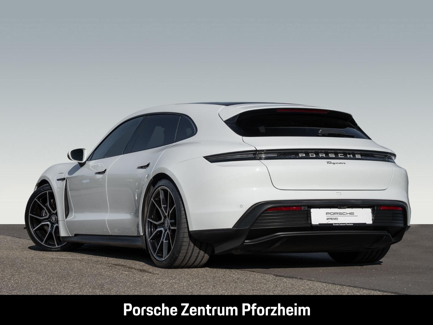 Porsche Taycan Sport Turismo BOSE Luftfederung 21-Zoll