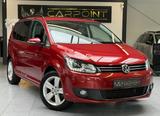 Volkswagen Touran Comfortline 1.2 BI-XENON / KAMERA / 7SITZ - Volkswagen Touran mit Benzin-Antrieb: Kleinbus, 1.2