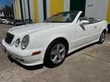 Mercedes-Benz CLK 320 Cabrio 2.Hand-Leder-Klimaaut-Tüv-top Zus - Mercedes-Benz CLK 320 Gebrauchtwagen in Berlin