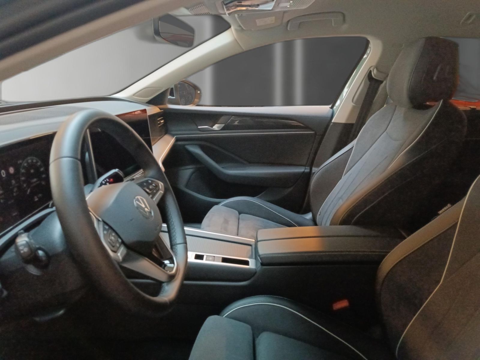 Volkswagen Passat Variant - Bild 11