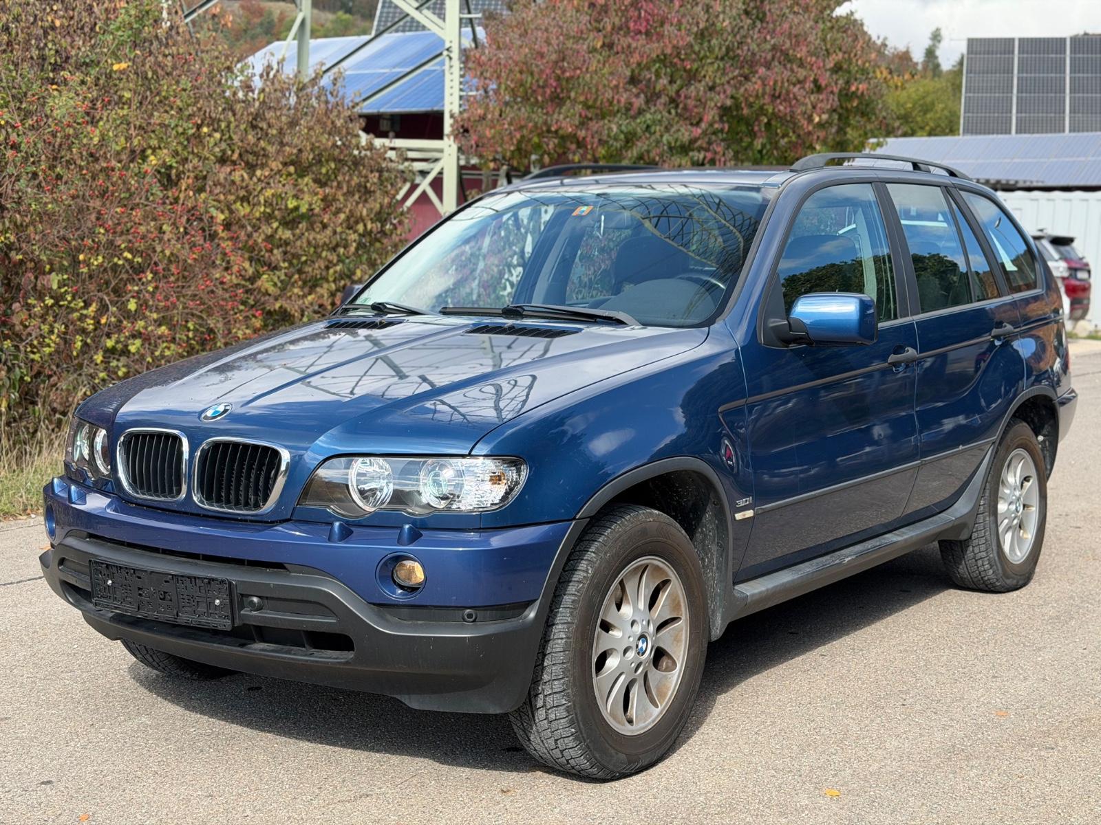 BMW X5 3.0 i/XENON/SCHALTER/LEDER/AHK/TEMPOMAT/