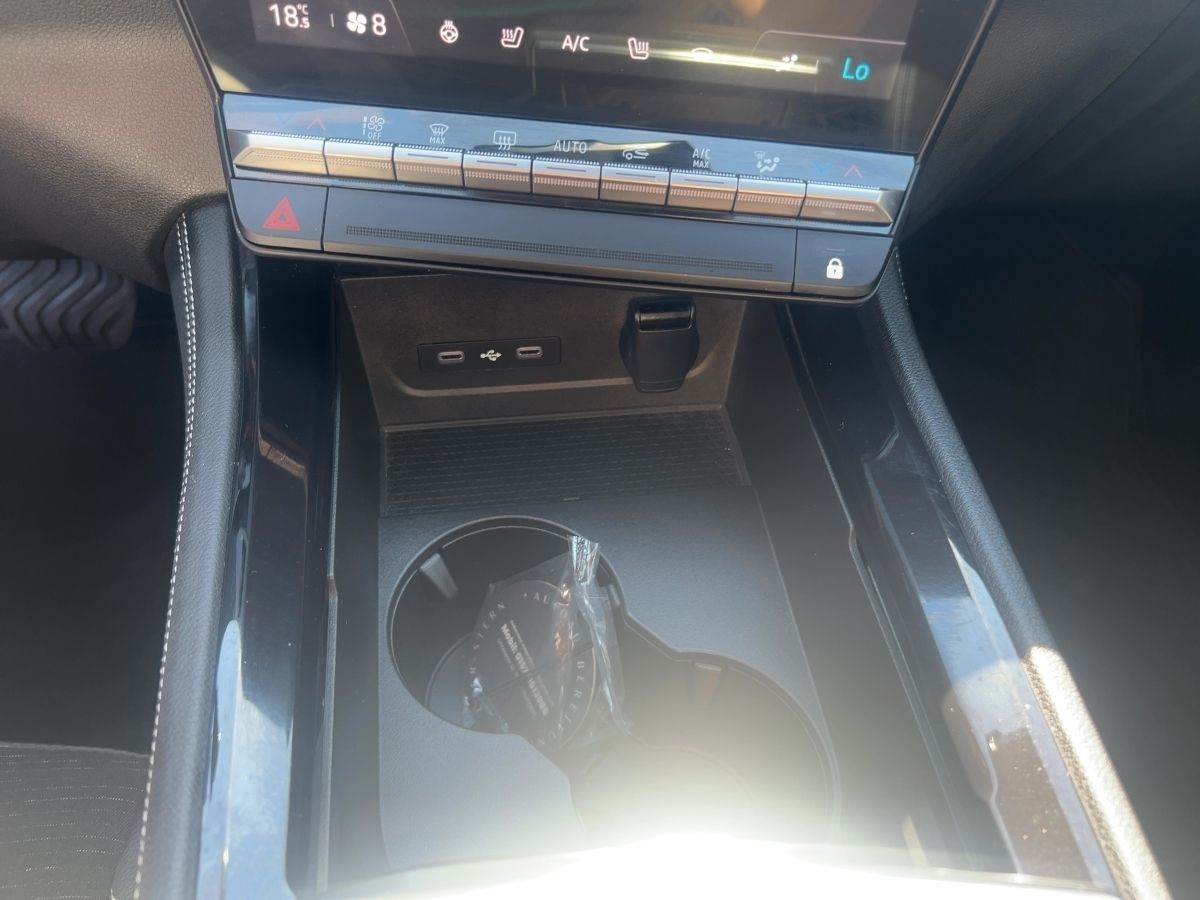 Fahrzeugabbildung Renault Austral Techno 160 Automatik SHZ