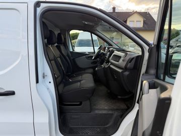 Renault Trafic - 8