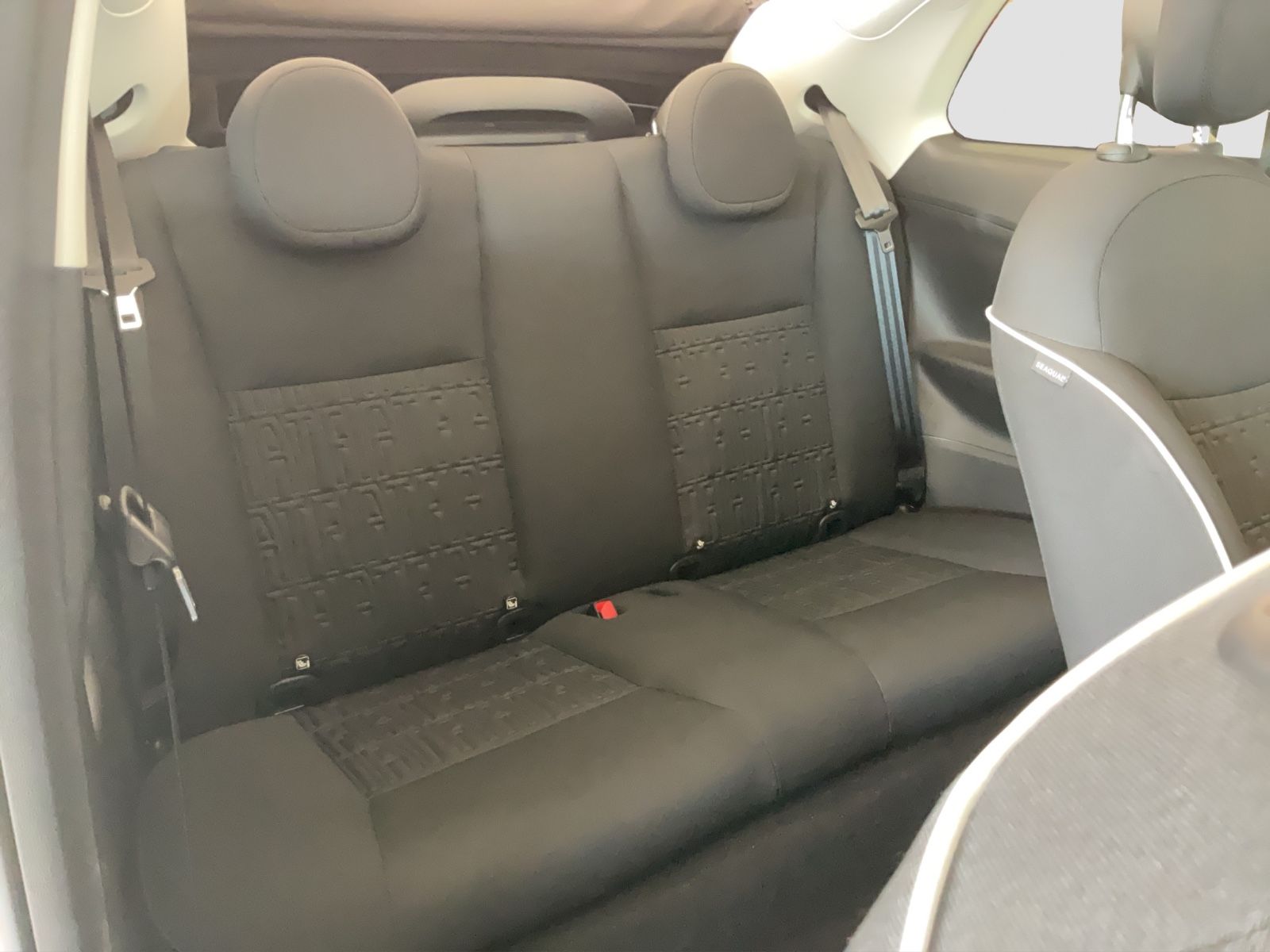 Fahrzeugabbildung Fiat 500e 42 kWh Cabrio