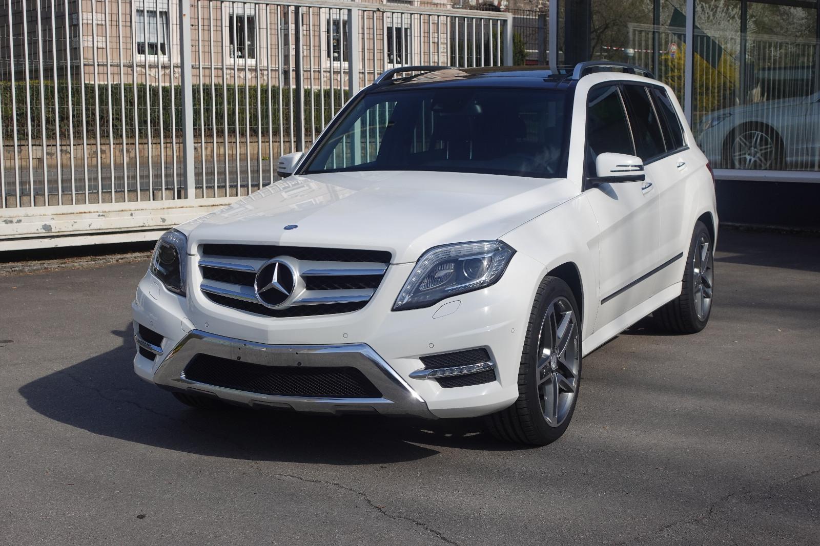 Mercedes-Benz GLK 350 4Matic AMG Sport-Paket Leder Panorama