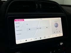 JAGUAR F-PACE R-Sport 4x4 PANO/ MERIVAN /1.HD / 81.tKM JAGUAR F-PACE R-Sport 4x4 PANO/ MERIVAN /1.HD / 81.tKM