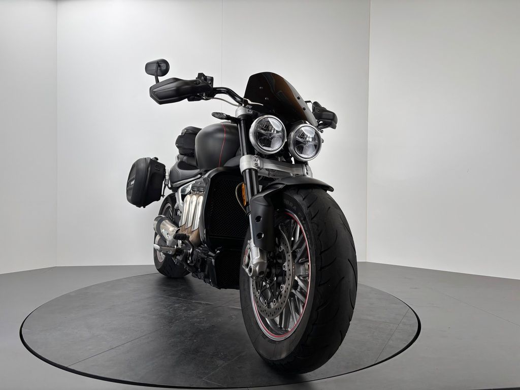 Fahrzeugabbildung Triumph ROCKET 3 GT *SEITL. KZH *TOP-ZUSTAND *2. HAND