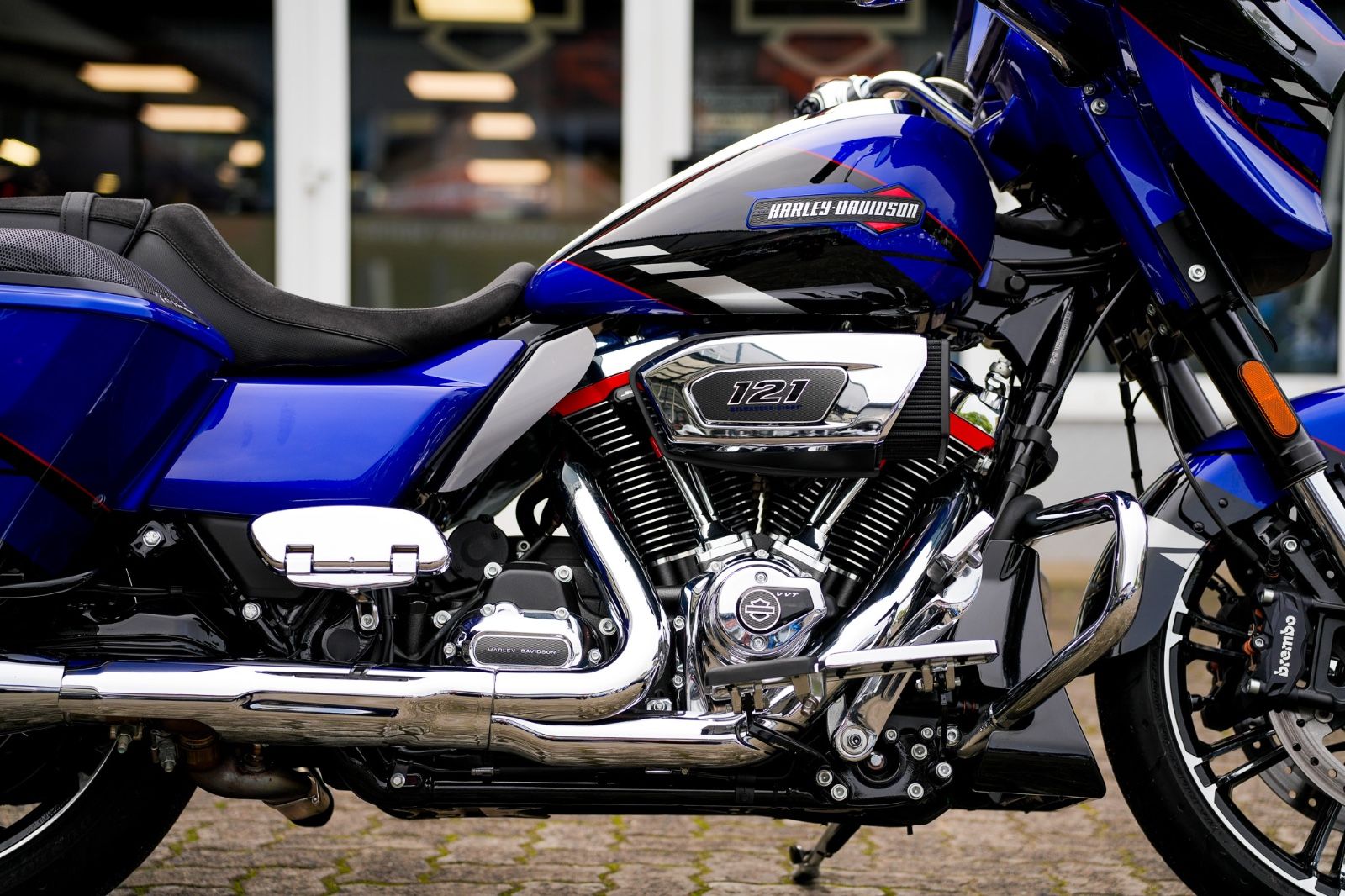Fahrzeugabbildung Harley-Davidson CVO Street Glide  FLHXSE 121 CUI MY25