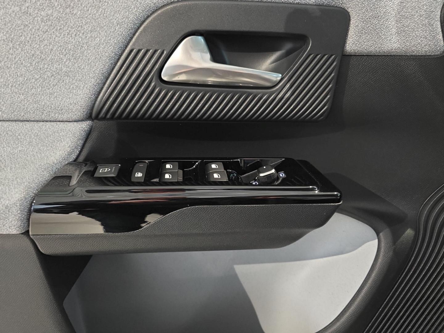 Citroën C5 Aircross MAX Hybrid 107kW AT Winter-Paket Gri