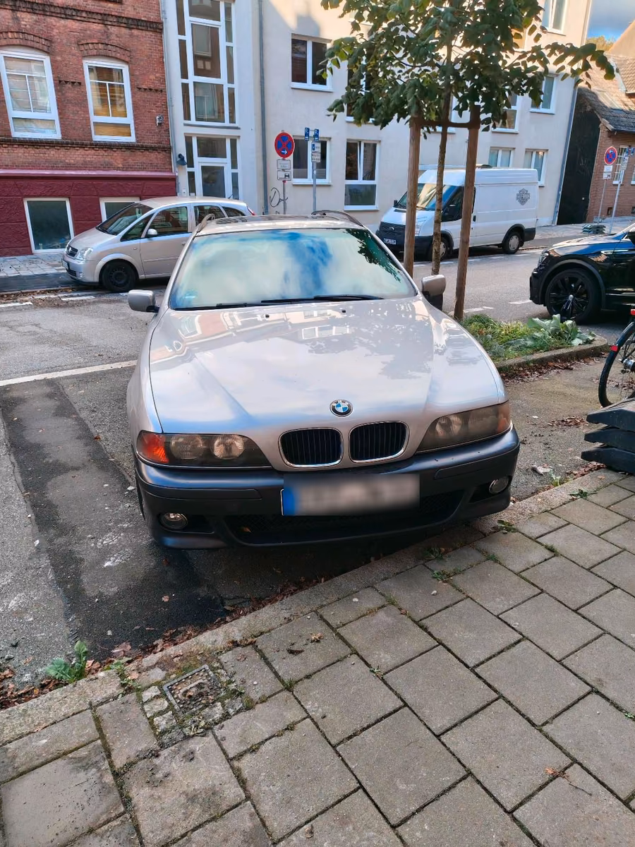 BMW 520
