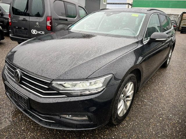 Volkswagen Passat Var.2.0 TDI DSG Business/Navi/LED/12200ne