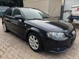 Audi A3 2.0 TDI S line Sportpaket plus. 1 Hand - Audi aus 2008 mit Diesel-Antrieb: Limousine, 2.0