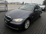 BMW 325 3 Limousine 325i AHK/PDC/TEM/SHZ/SCHIEBEDACH - gebrauchte BMW 325 aus dem Jahr 2005