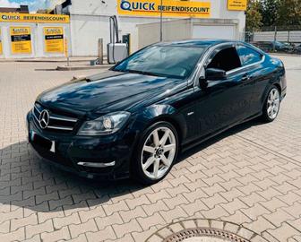 صورة 2 لـ 2012 Mercedes-BENZ C 220