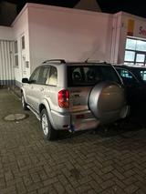 Toyota RAV 4 Automatik 2,0 Benzin - gebrauchte Toyota RAV 4 aus dem Jahr 2004