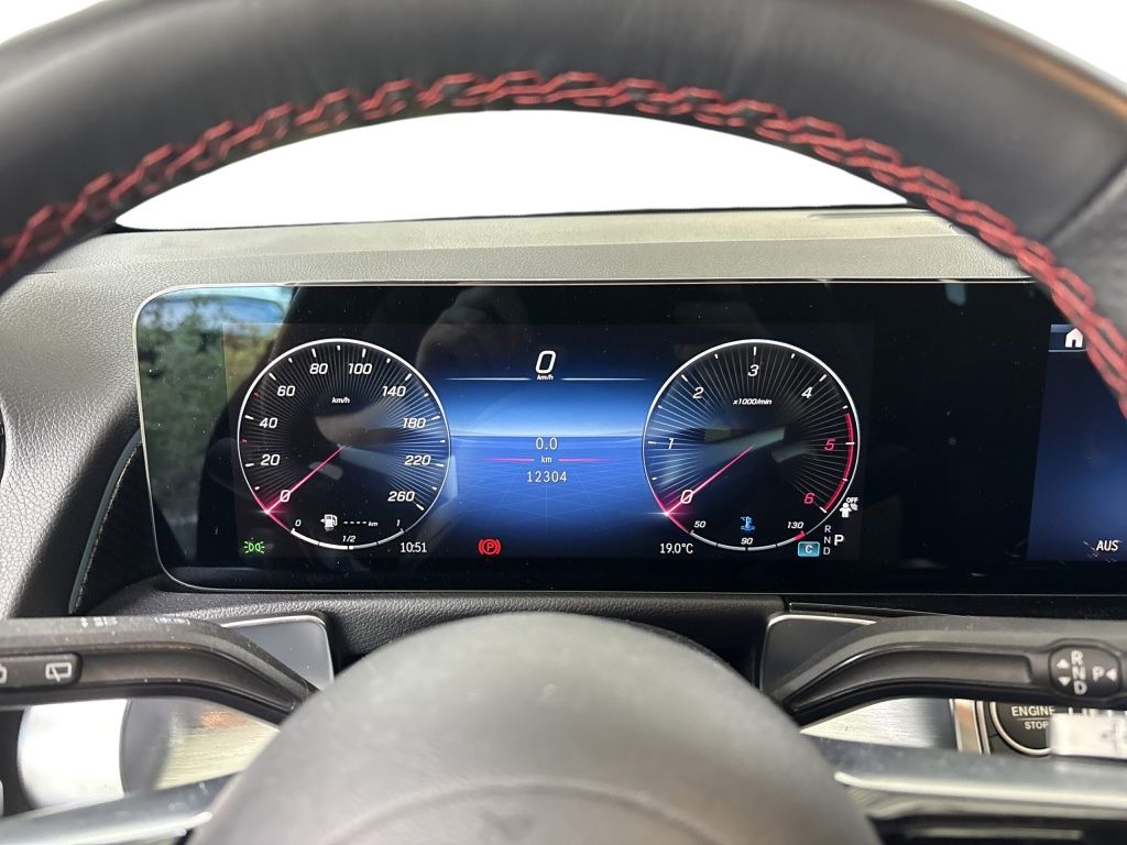 Mercedes-Benz GLB 180 d AMG PANO AHK 3. REIHE NIGHT LED 19'' A foto 10