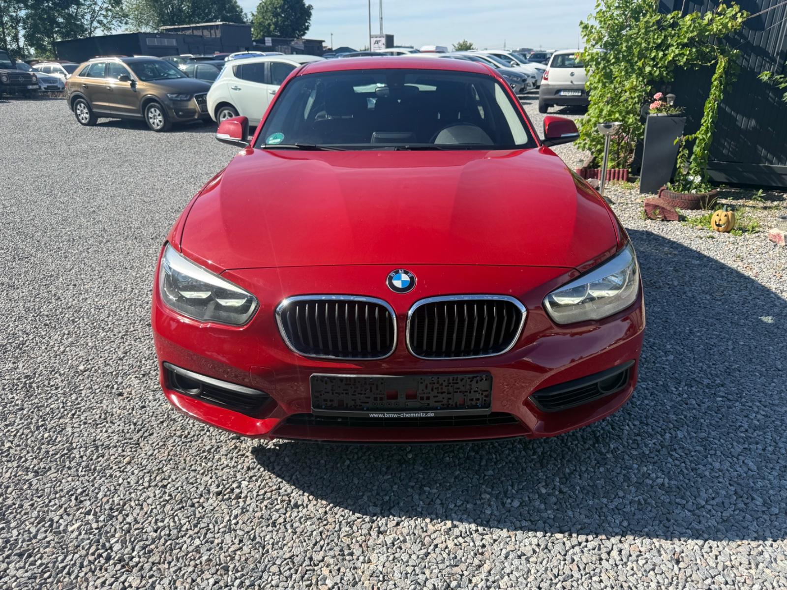 BMW 118 1 Limousine 5-trg. 118 d xDrive