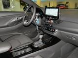 Hyundai i30 FL 1.0 TGDI DCT Advantage Navi Voll-LED Kam - Hyundai i30 mit Benzin-Antrieb: Weiß, Limousine
