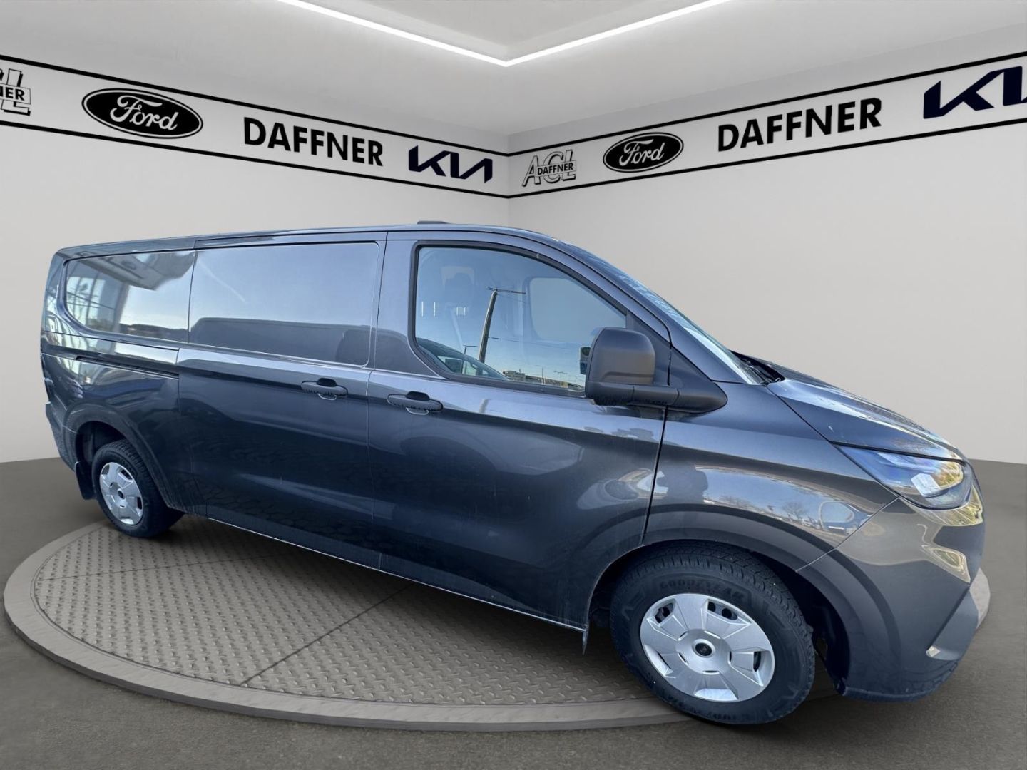 Fahrzeugabbildung Ford Transit Custom Kasten 300 L2 Trend FWD 2.0 EcoBl