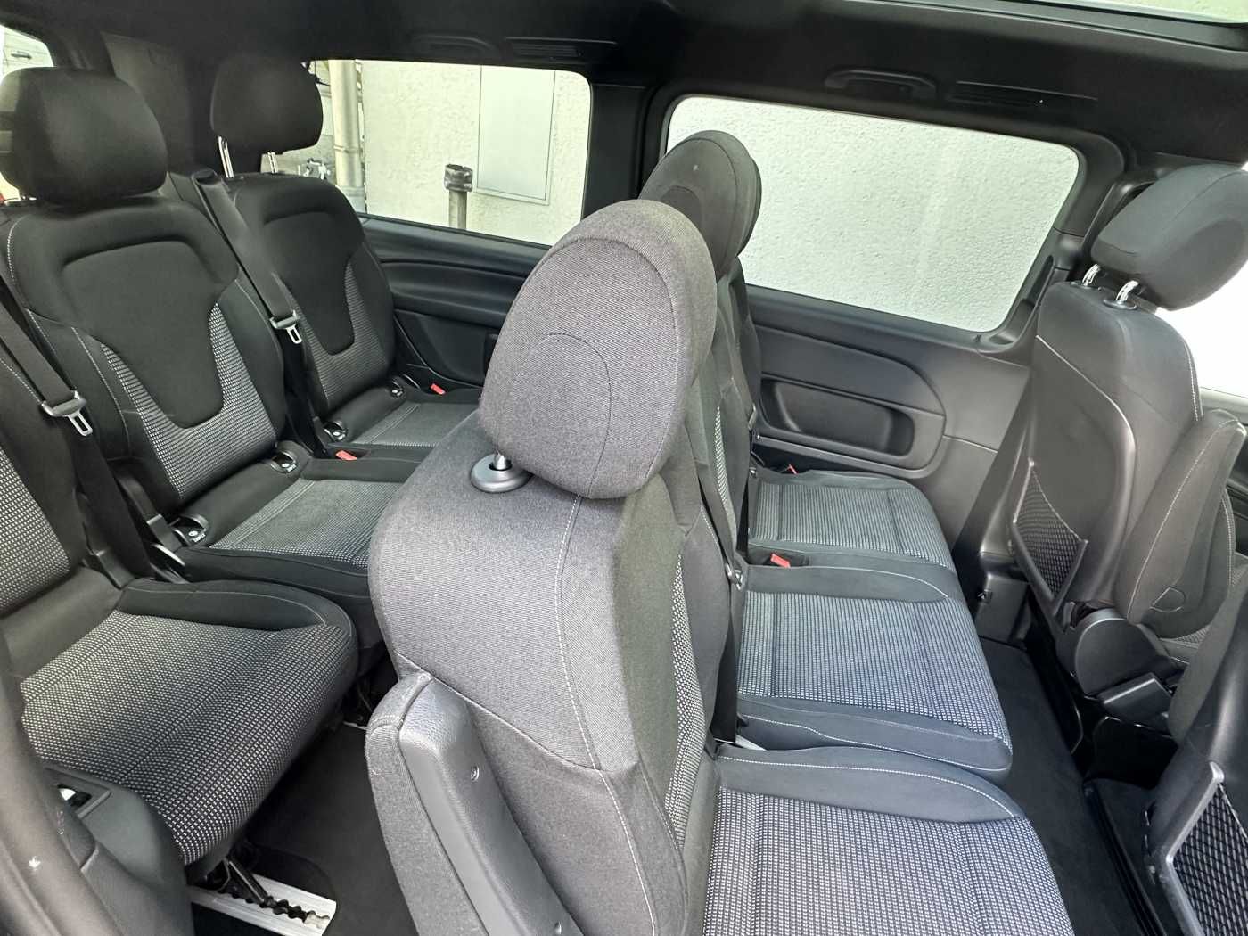 Fahrzeugabbildung Mercedes-Benz V 250 d EDITION ILS Panorama Kamera 8Sitze