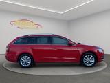 Skoda Octavia Combi Style 4x4*Navi*Standheizung*AHK* - Skoda Octavia: Allradantrieb