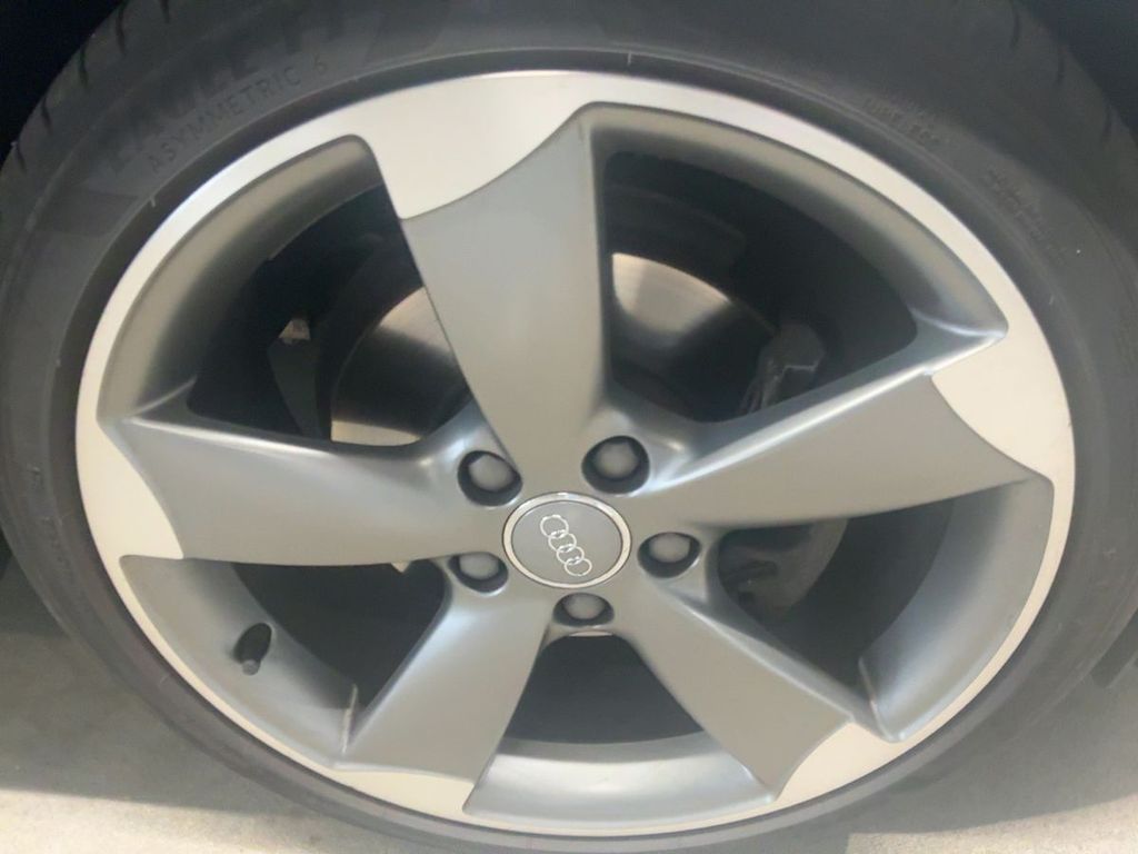 1.4 TFSI S-line Bi-Xenon AHK Tempomat 1.Hand