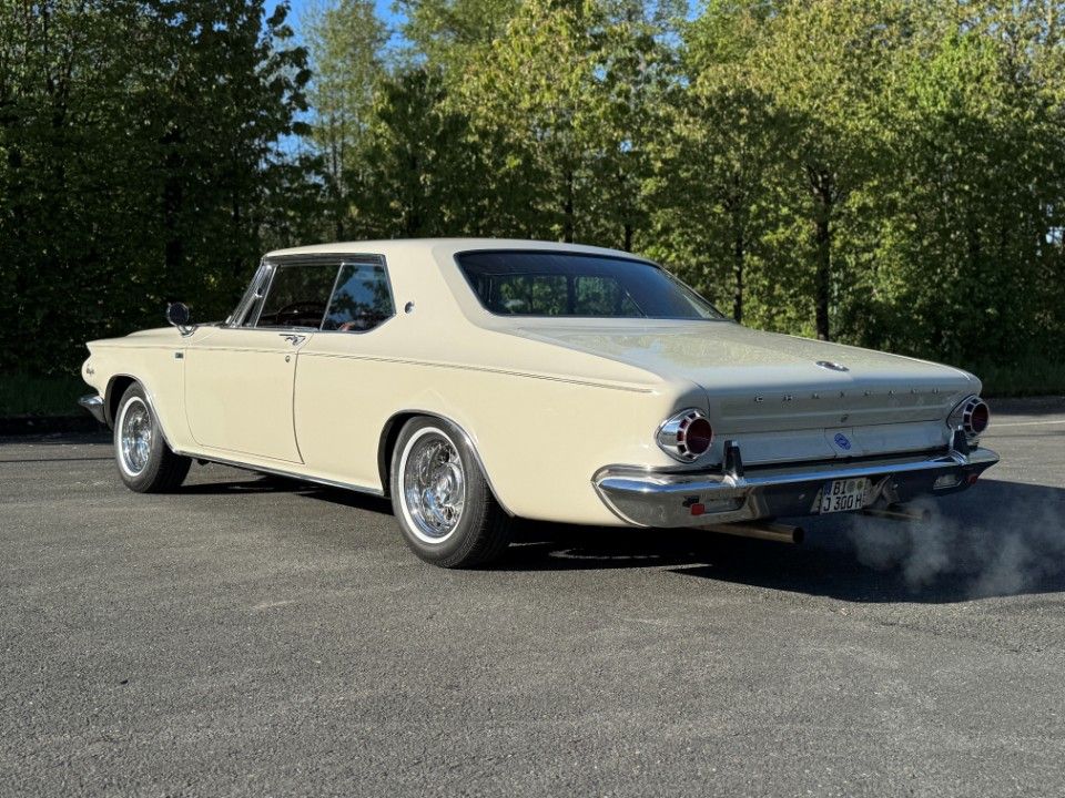 Fahrzeugabbildung Chrysler 300 J Coupe 6.8 Lettermotor