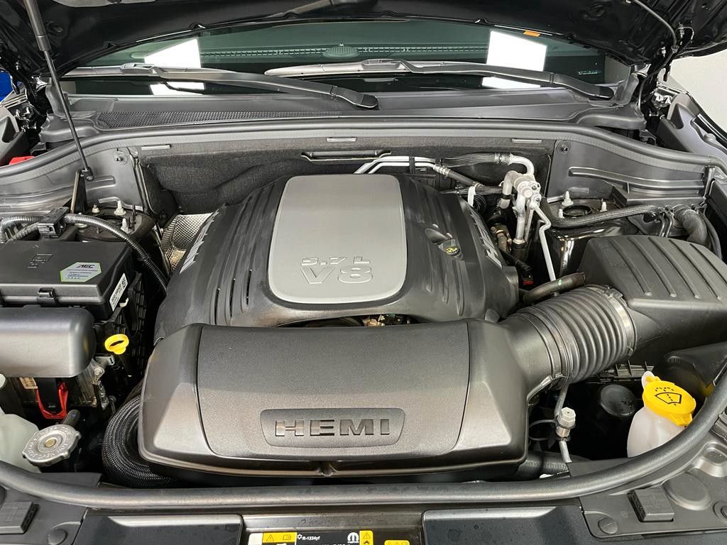 Fahrzeugabbildung Dodge DURANGO R/T V8 HEMI ORANGE SONDERMODELL!!!