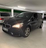 BMW 220i Active Tourer - Leder, Navi, sche... - BMW 220 in Frankfurt (Main)