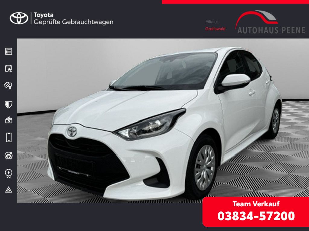 TOYOTA Yaris