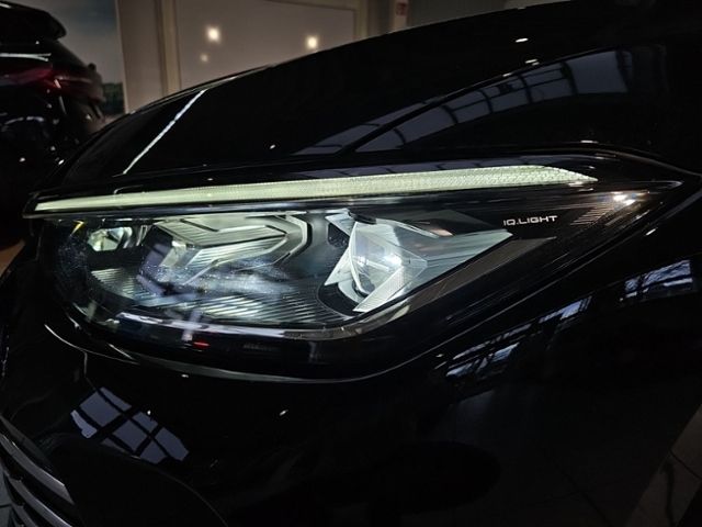 Fahrzeugabbildung Volkswagen Passat 2.0 TDI DSG Elegance LED-MATRIX NAVI AHK