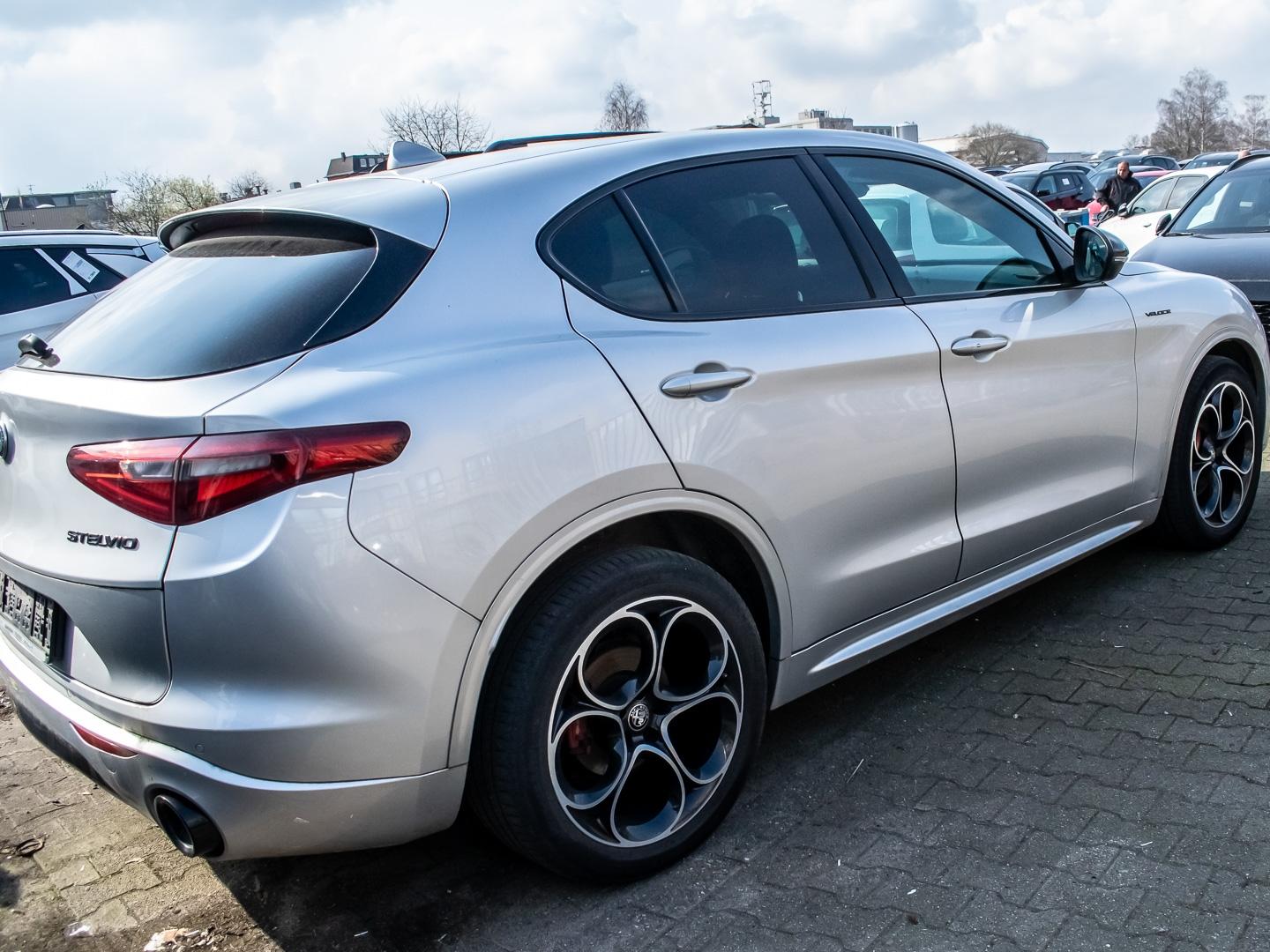 Alfa Romeo Stelvio Veloce Allrad AD El. Fondsitzverst. Navi