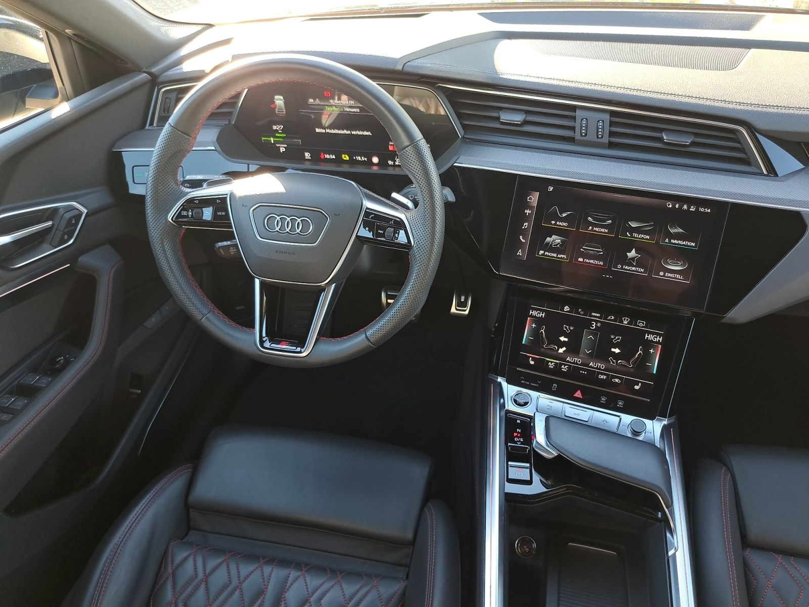 Audi Q8 e-tron - Bild 14
