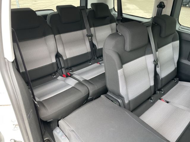 Fahrzeugabbildung Citroën Spacetourer 2.0 BlueHDi 180 FAP, M Feel 8-Sitzer