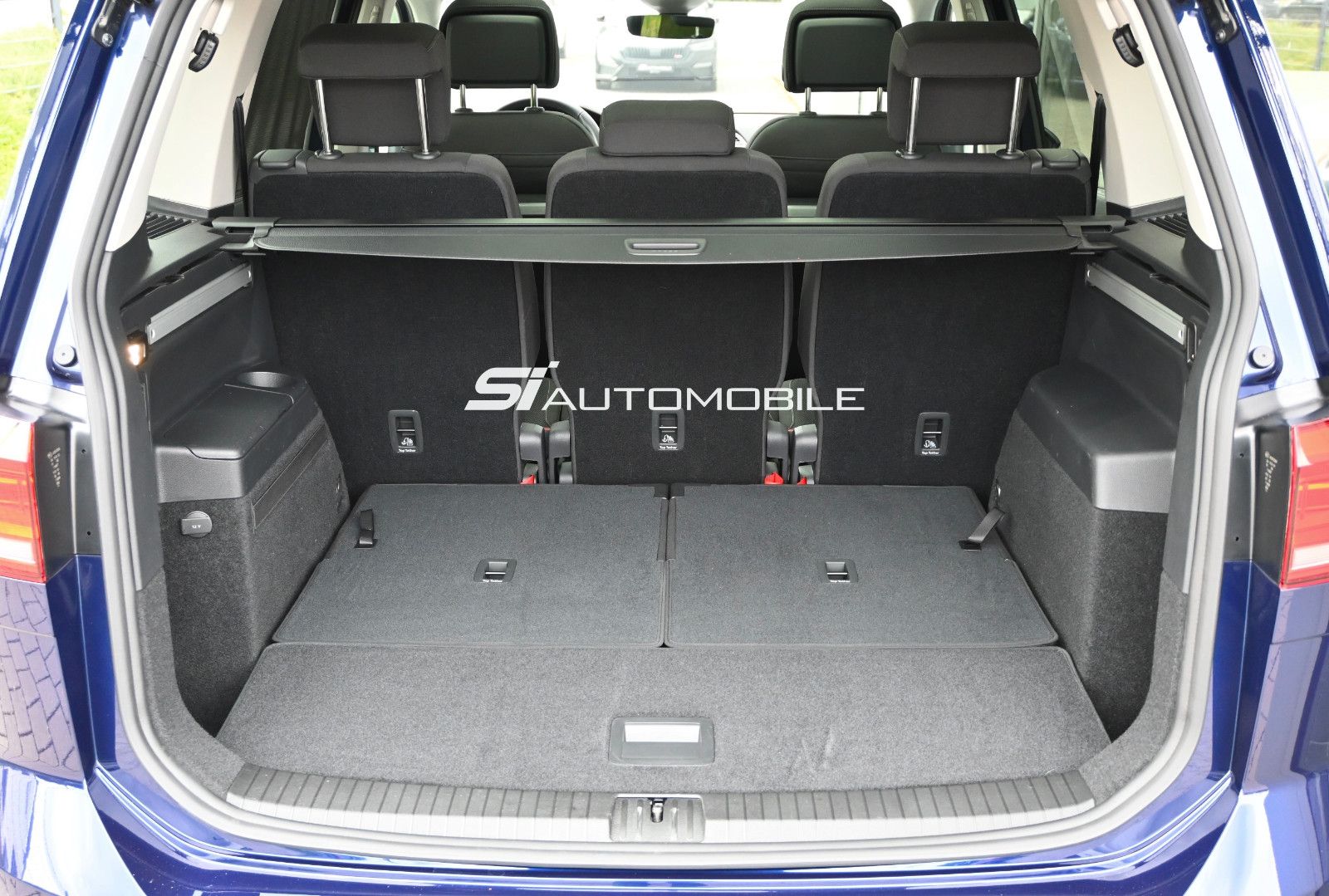 Fahrzeugabbildung Volkswagen Touran 2.0 TDI °UVP61.150€°ACC°AHK°STHZ°8-FACH°
