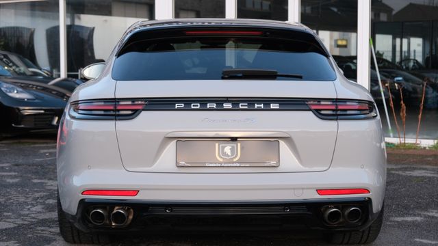 Fahrzeugabbildung Porsche Panamera Sport Turismo 4S mit Top Ausstattung